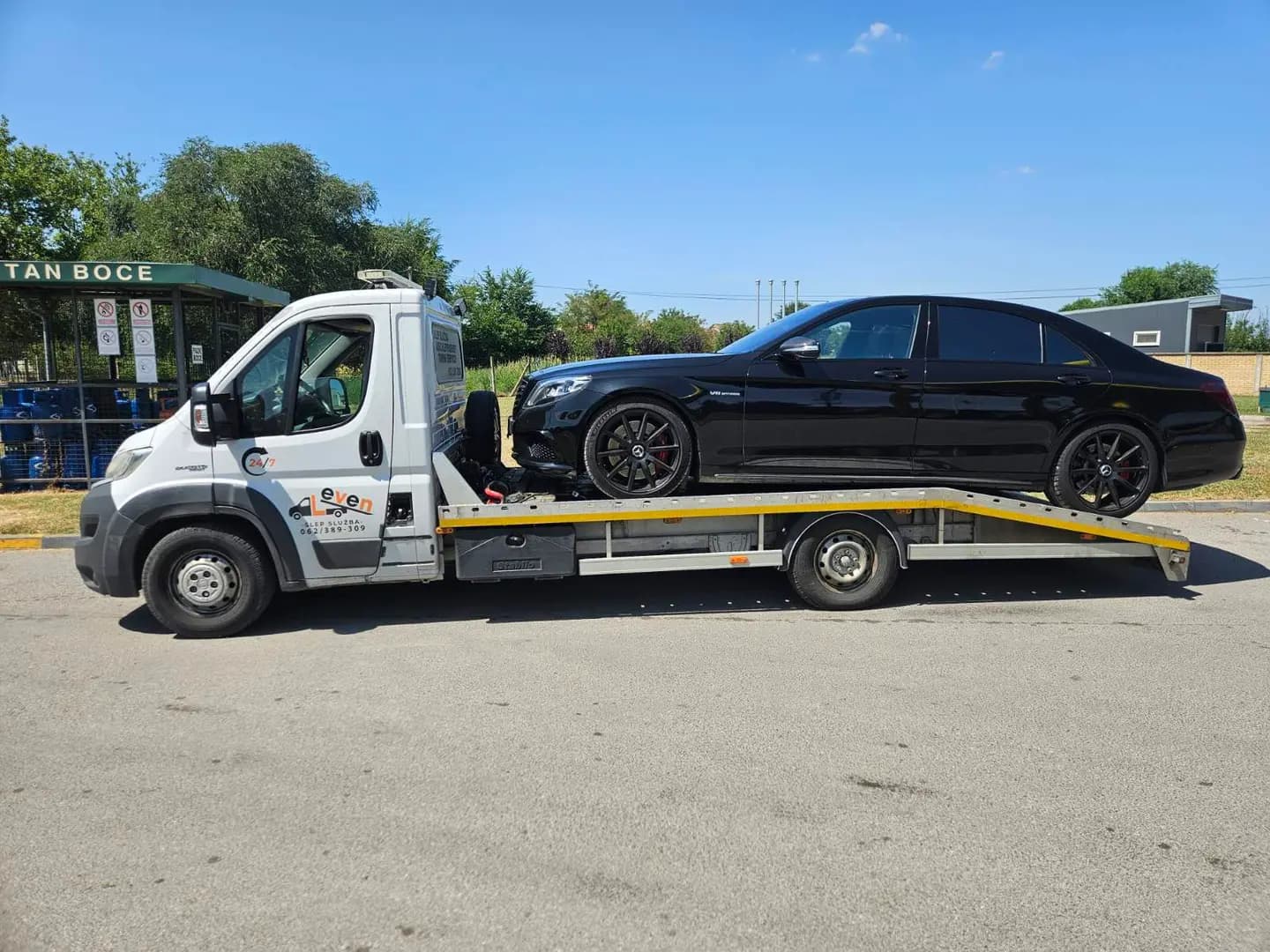 Šlep Mercedesa S klase
